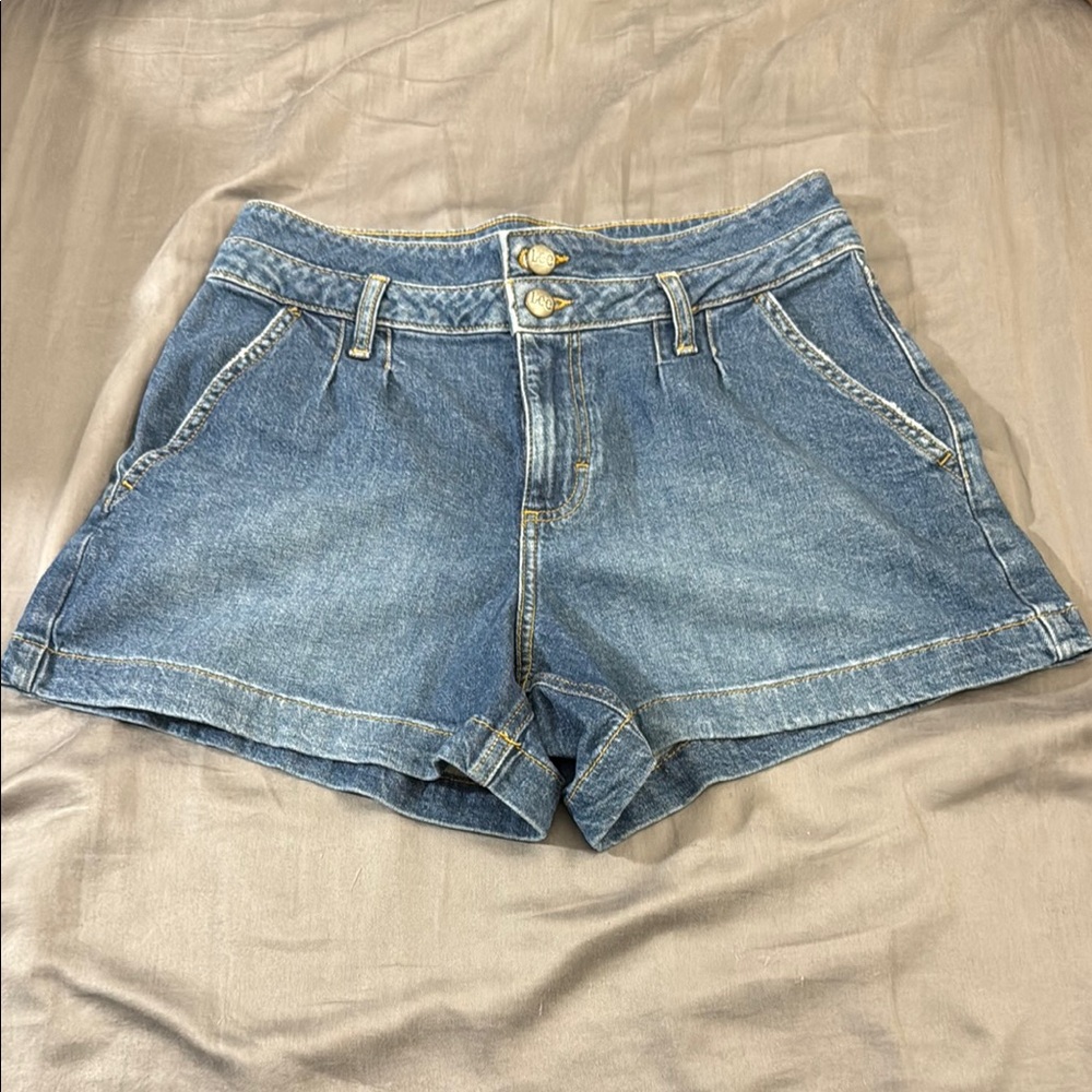 Lee Blue Jean Shorts Relaxed Fit Summer Essential